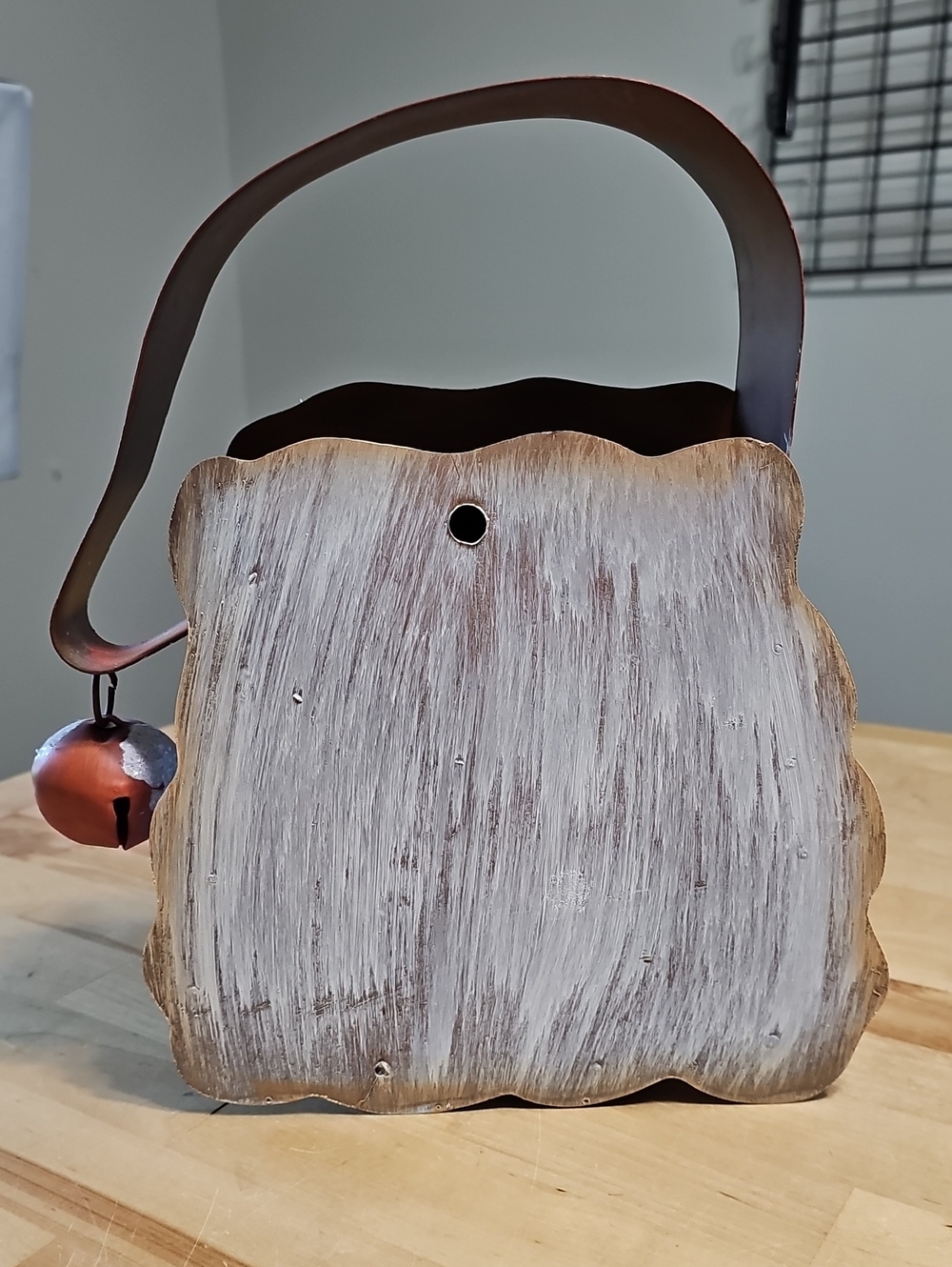 Rustic Santa Face Metal Container - Picture 3 of 5
